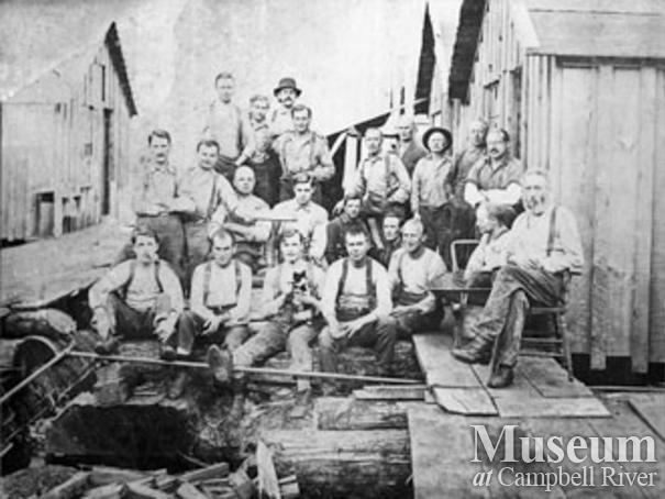 Hastings Co. camp crew at Roberts Lake