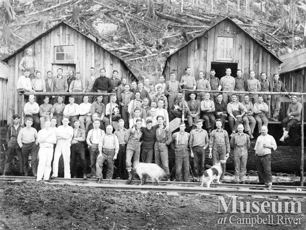 P.B. Anderson Logging Co. crew 